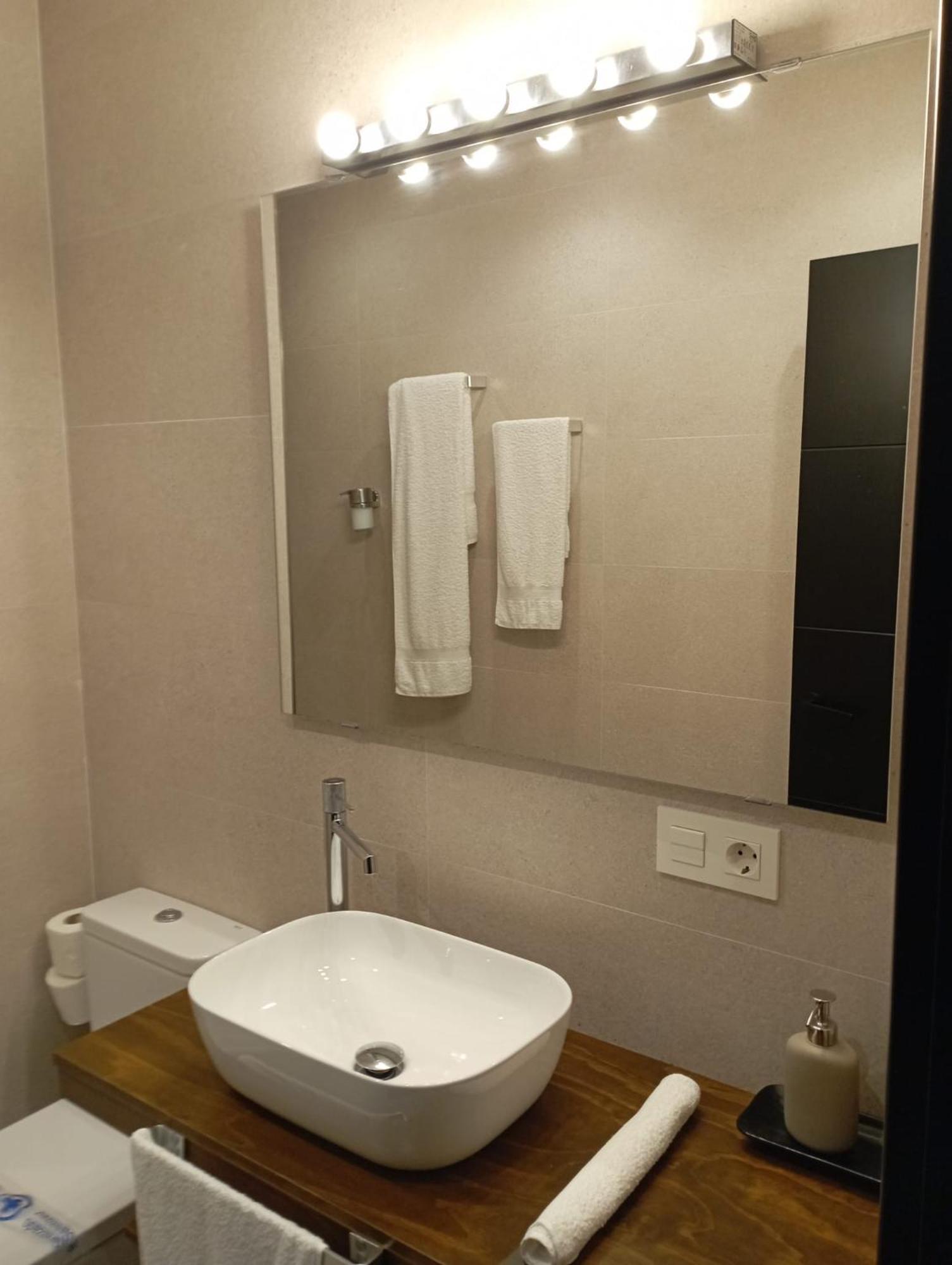 קודילרו Apartamentos Vior Y Valdes מראה חיצוני תמונה